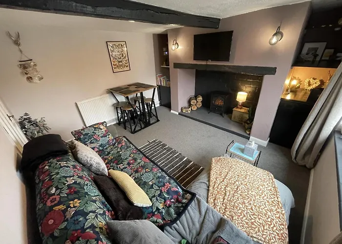 Stunning Cottage With A Private Hot Tub And Sauna In Norfolk Ref 99003Ac