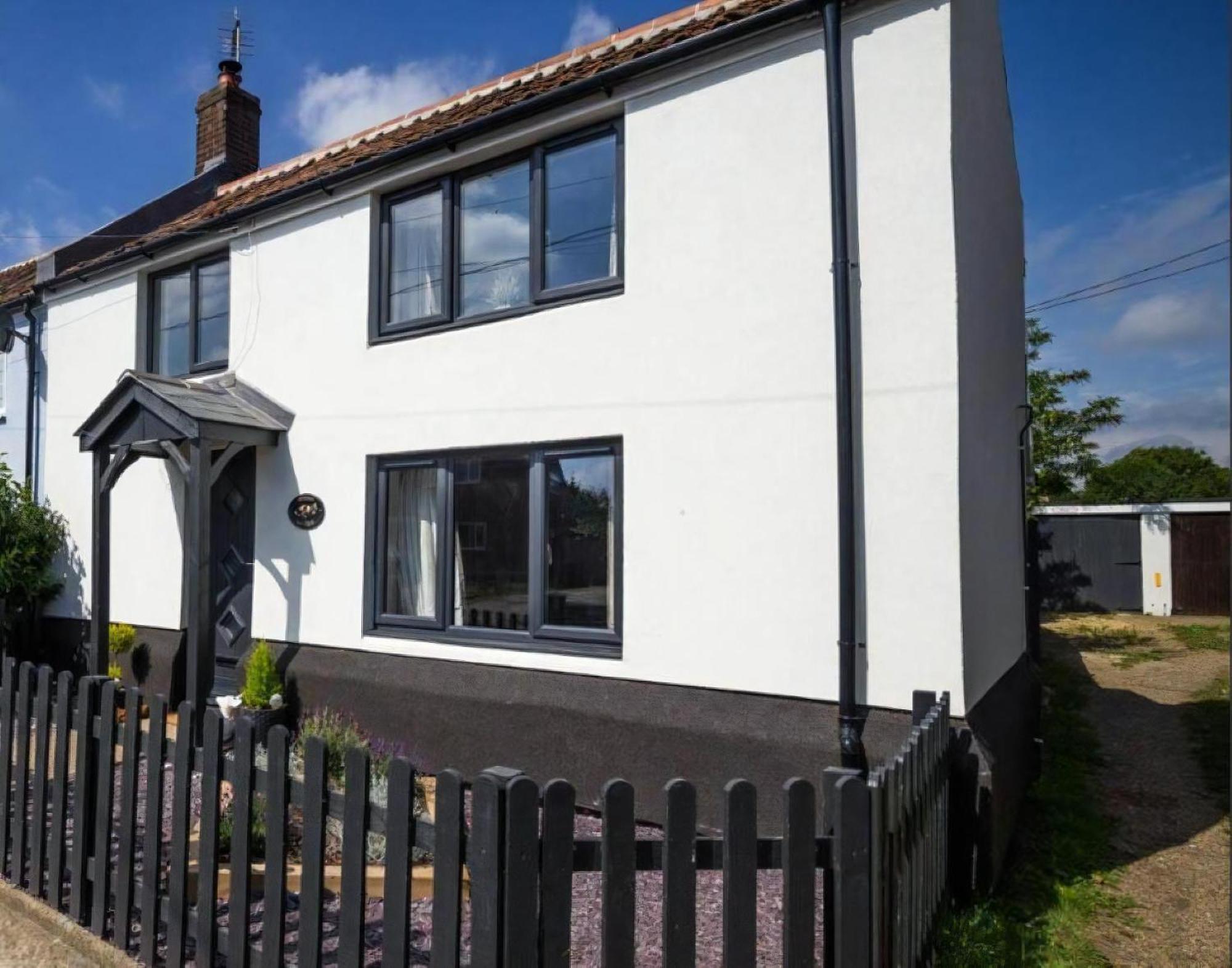 Holiday home Stunning With A Private Hot Tub And Sauna In Norfolk Ref 99003ac