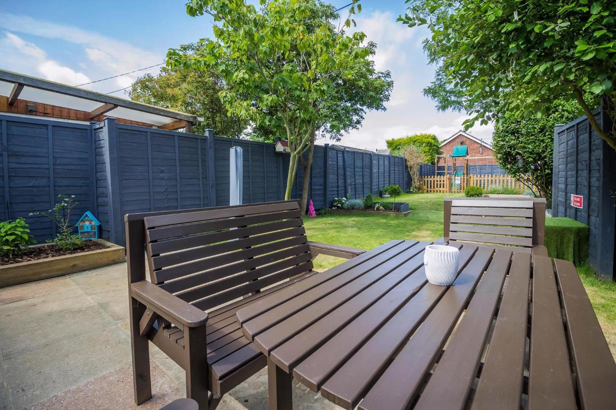 Holiday home Stunning With A Private Hot Tub And Sauna In Norfolk Ref 99003ac *