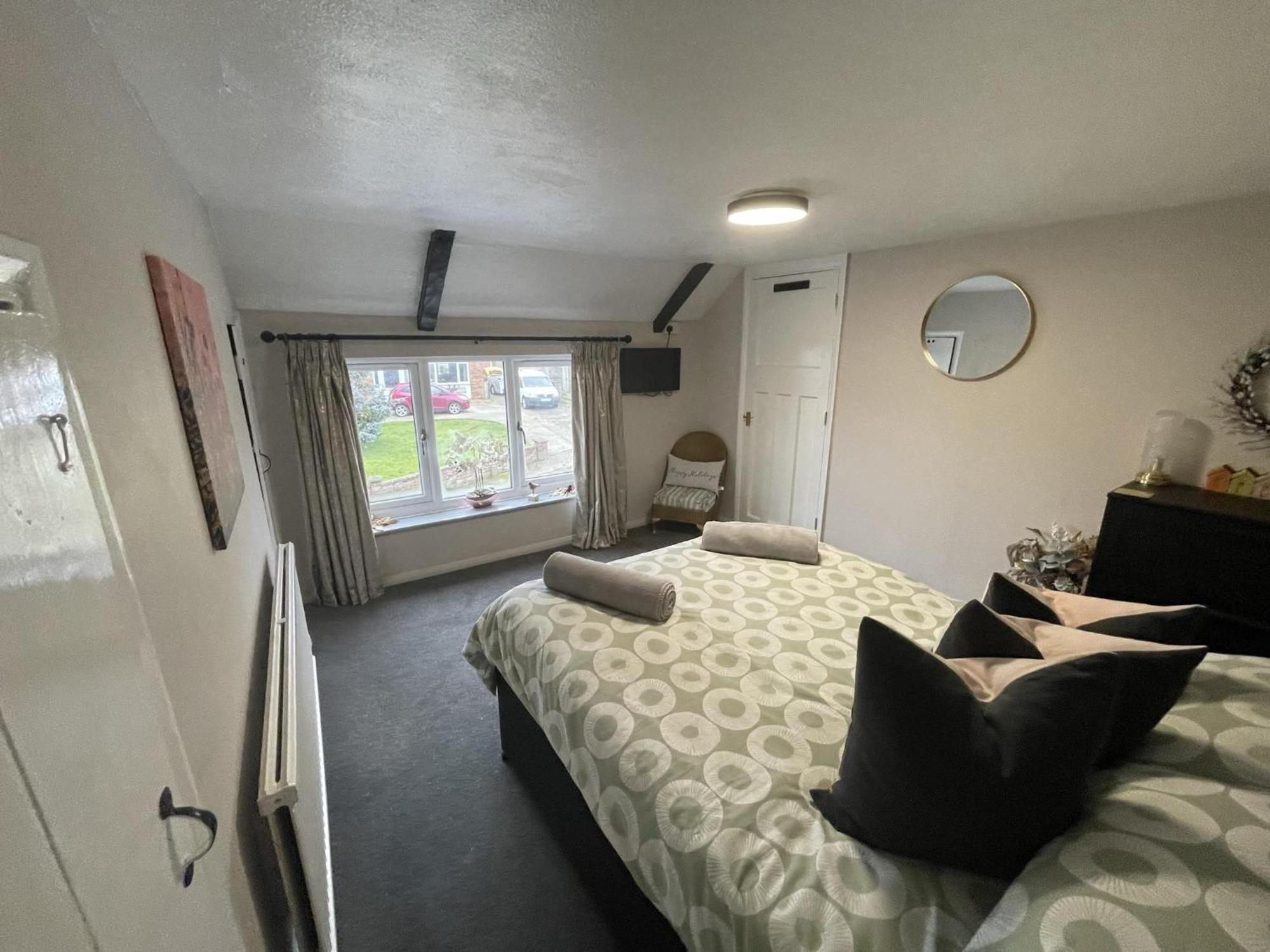 Stunning With A Private Hot Tub And Sauna In Norfolk Ref 99003ac *